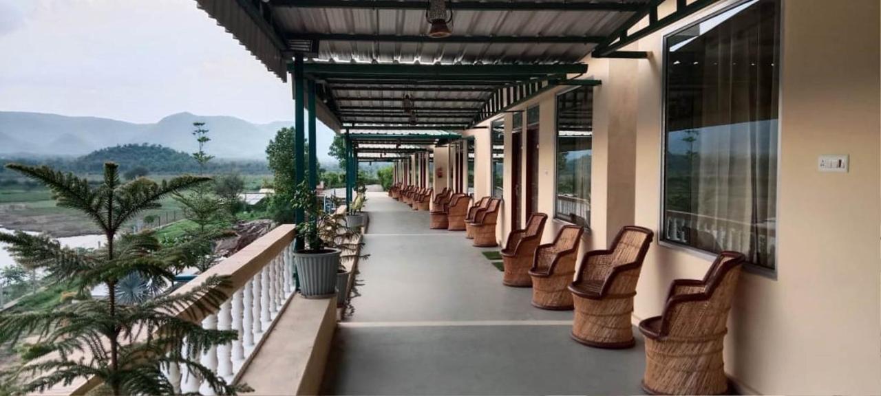 Prime Neelkanth Forest Retreat Resort Tehla Kültér fotó