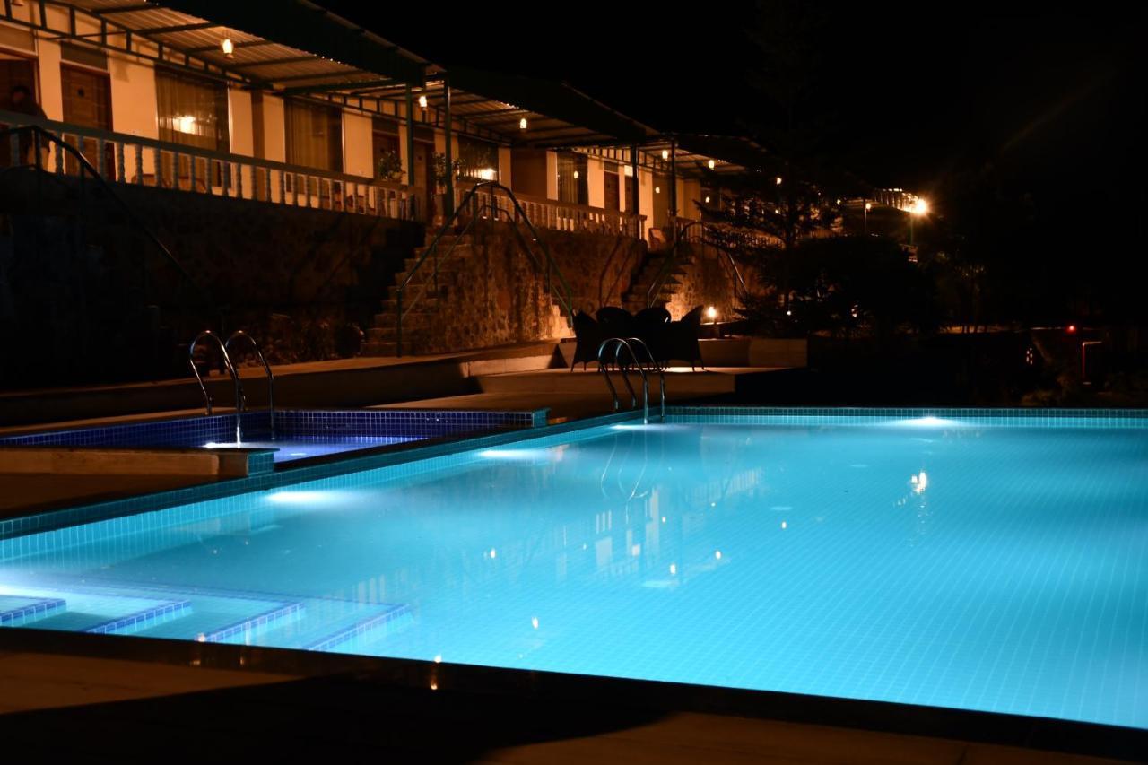 Prime Neelkanth Forest Retreat Resort Tehla Kültér fotó