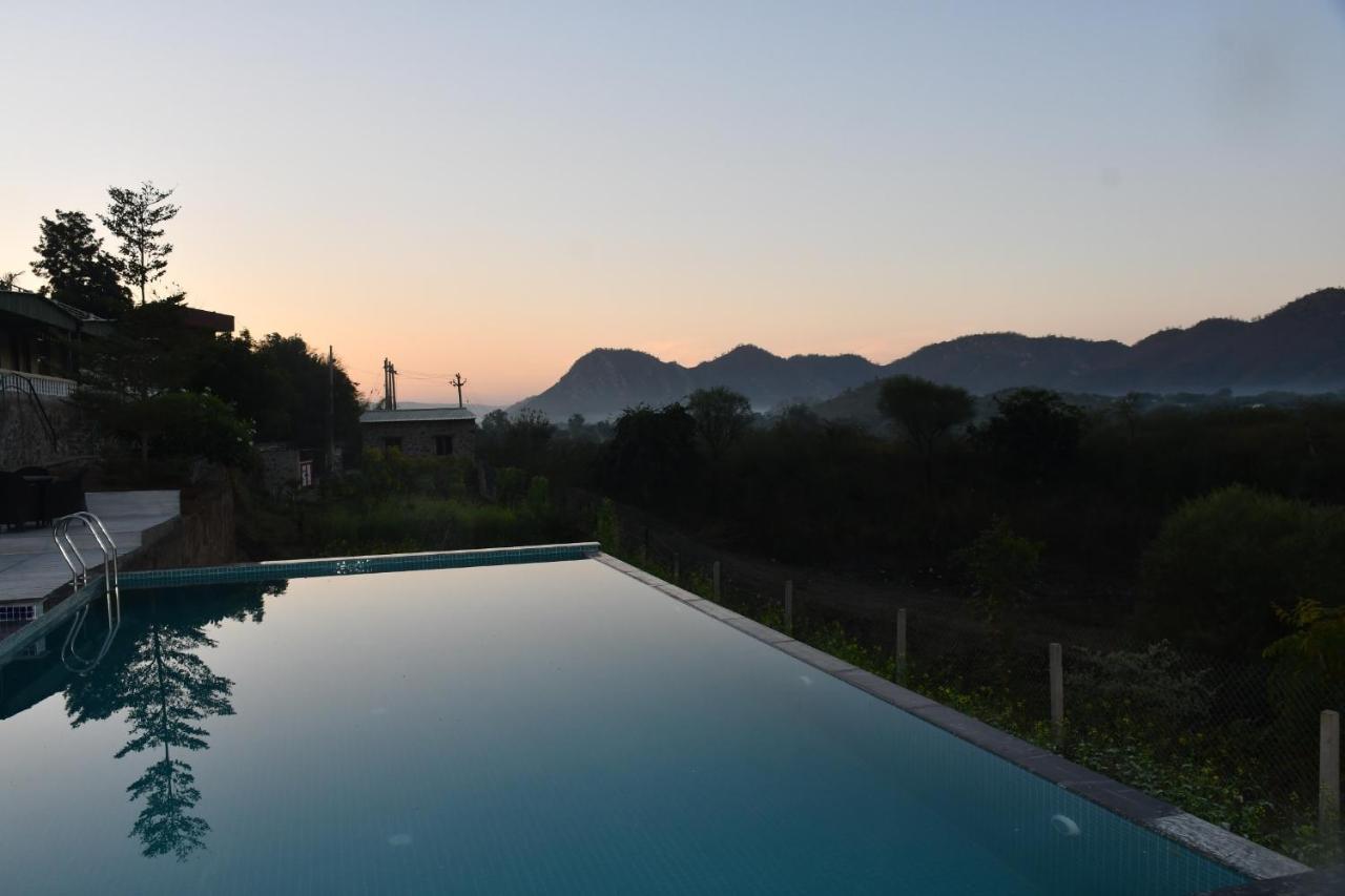 Prime Neelkanth Forest Retreat Resort Tehla Kültér fotó
